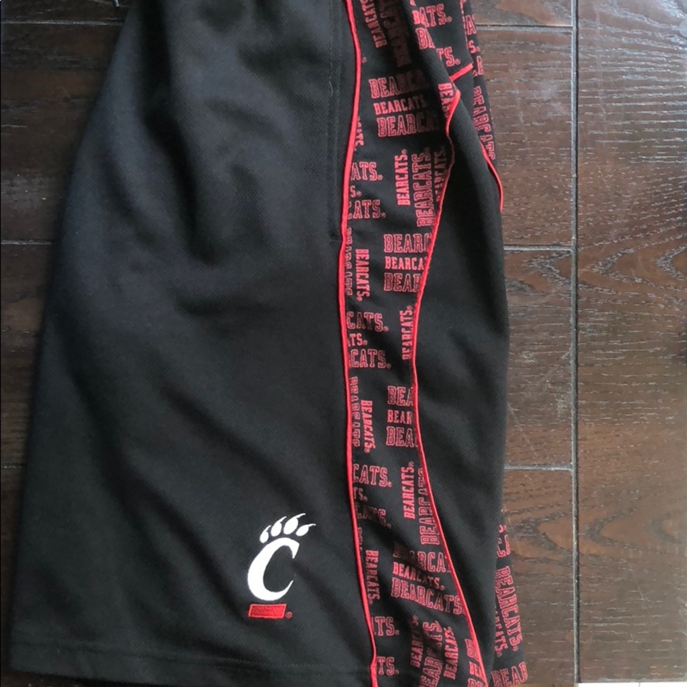 Like new Cincinnati bearcats shorts